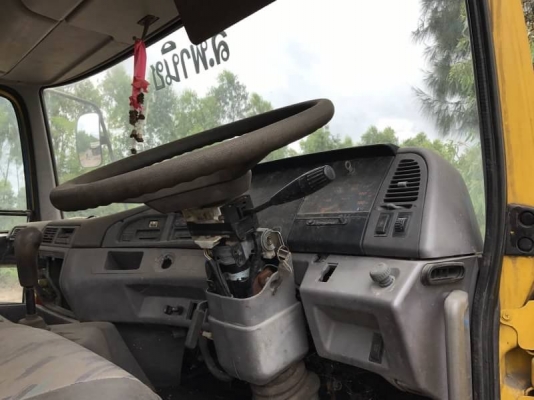 ขาย 365,000 บาท HINO PROFIA 2 เพลา เครื่อง EP100-285 แรง หัวบาง ยางดี คัสชีสวย เอกสารเล่มทะเบียน รถอ