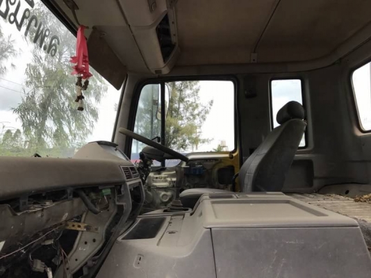 ขาย 365,000 บาท HINO PROFIA 2 เพลา เครื่อง EP100-285 แรง หัวบาง ยางดี คัสชีสวย เอกสารเล่มทะเบียน รถอ