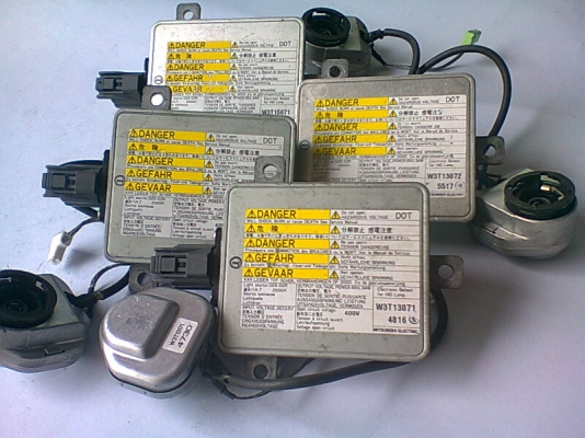 บัลลาสต์ไฟ XENON MITSUBISHI MADE IN JAPAN บัลลาสต์ไฟ XENON MITSUBISHI MADE IN JAPAN