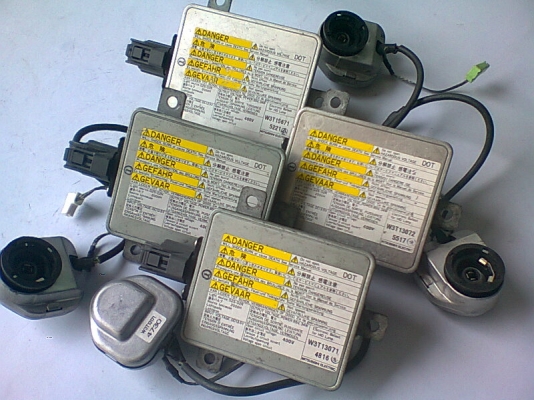บัลลาสต์ไฟ XENON  MITSUBISHI  MADE IN JAPAN