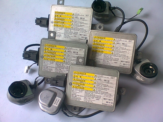 บัลลาสต์ไฟ XENON MITSUBISHI MADE IN JAPAN บัลลาสต์ไฟ XENON MITSUBISHI MADE IN JAPAN