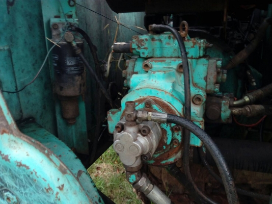 ขายรถแบคโฮ KOBELCO MARK5 ธรรมดา ขายรถแบคโฮ KOBELCO MARK5 ธรรมดา