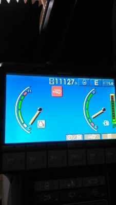 ขายรถแบคโฮ KOMATSU PC200-8