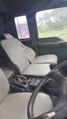 ขายสิบล้อ  195