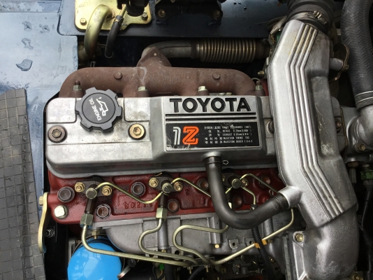 ขายรถโฟล์คลิฟท์สำหรับตักยางพาราตักยางถ้วยตักทะลายปาล์ม