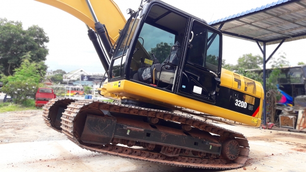 ขายรถแบ็คโฮ CAT320D GCสภาพนางฟ้า สวย เต็ม ทำงานสมบูรณ์ทุกระบบ