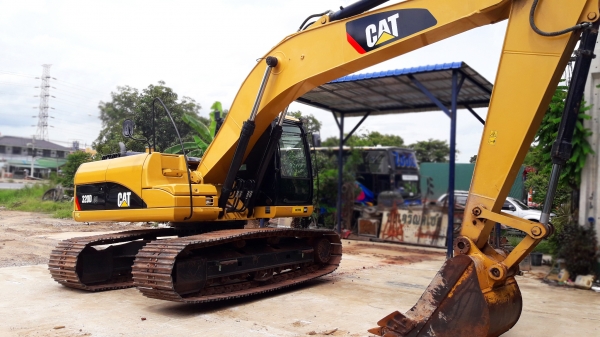 ขายรถแบ็คโฮ CAT320D GCสภาพนางฟ้า สวย เต็ม ทำงานสมบูรณ์ทุกระบบ