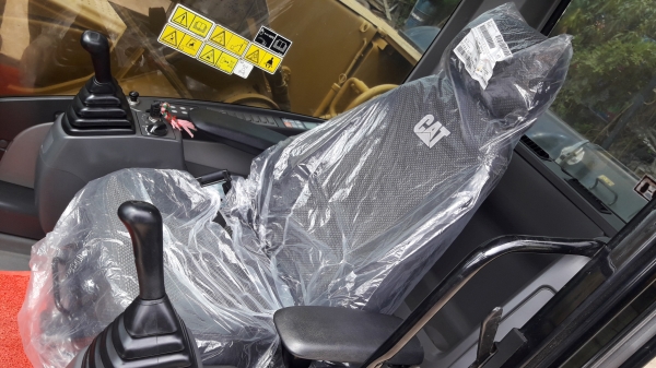 ขายรถแบ็คโฮ CAT320D GCสภาพนางฟ้า สวย เต็ม ทำงานสมบูรณ์ทุกระบบ