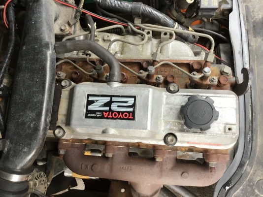 ขายรถโฟลค์ลิฟท์มือสองสำหรับตักก้อนยางพาราตักทะลายปาล์ม