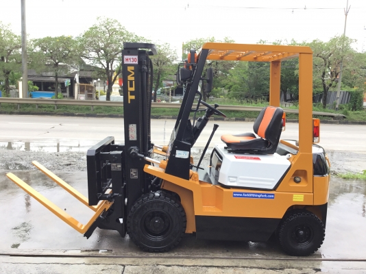 ขายรถโฟล์คลิฟท์มือสองสำหรับตักก้อนยางพาราตักยางถ้วยตักเศษยาง