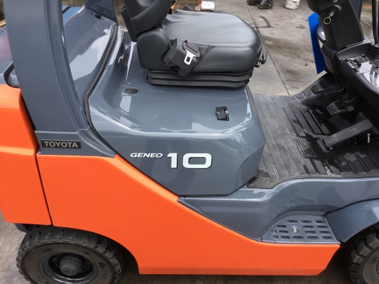 ขายรถเก่าโฟล์คลิฟท์มือสองนำเข้าจากประเทศญี่ปุ่น100\%ยังไม่เคยใช้งานในเมืองไทยมาก่อน