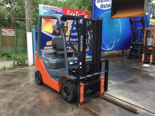 ขายรถเก่าโฟล์คลิฟท์มือสองนำเข้าจากประเทศญี่ปุ่น100\%ยังไม่เคยใช้งานในเมืองไทยมาก่อน