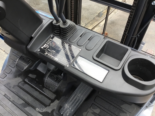 ขายรถเก่าโฟล์คลิฟท์มือสองนำเข้าจากประเทศญี่ปุ่น100\%ยังไม่เคยใช้งานในเมืองไทยมาก่อน