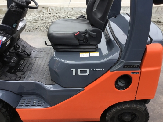 ขายรถเก่าโฟล์คลิฟท์มือสองนำเข้าจากประเทศญี่ปุ่น100\%ยังไม่เคยใช้งานในเมืองไทยมาก่อน