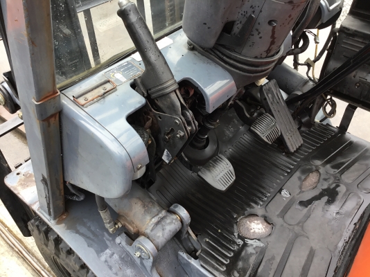 ขายรถโฟล์คลิฟท์เก่ามือสองนำเข้าจากประเทศญี่ปุ่นขนาด1.5ตันดีเชล