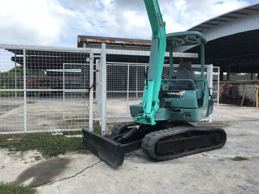 รถขุดเล็ก Yanmar B27-2 สภาพสวยๆเก่านอก สภาพแน่นทั้งคัน  ชั่วโมงน้อย แทรคยางหนา พร้อมลงงาน สนใจติดต่อ Line ID: Kongniwatsiri