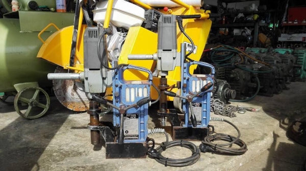 ** SOLD ** สว่านแม่เหล็กเจ็ทบอส NITTO 50 mm ไฟบ้าน 220V พร้อมใช้ ** SOLD ** สว่านแม่เหล็กเจ็ทบอส NITTO 50 mm ไฟบ้าน 220V พร้อมใช้