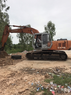 ขายแบคโฮ HITACHI EX 200-2