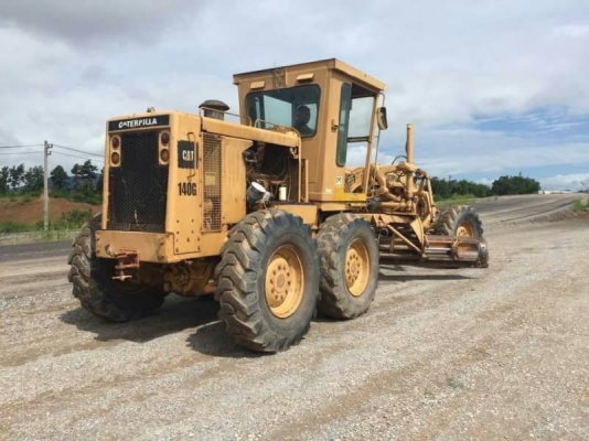 ขาย 1,850,000  CATTERPILAR 140G09423 ยางดี เครื่อง 8Z ไดเร็ก ดี เกียร์ดี รถสวยพร้อมใช้ เอกสารเล่มทะเบียน  รถอยู่ บุรีรัมย์.  090-772-3710 090-772-3708