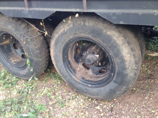 ขายรถเทเลอร์อีซูซุหน้ายาวสิบล้อเพลาเดียว ขายรถเทเลอร์อีซูซุหน้ายาวสิบล้อเพลาเดียว