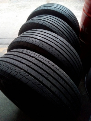 215/60R16 MAXXIS WALTZ NS800 ปี15 ปีใหม่ๆ ชุด 4 เส้น โทร.081-427-3941