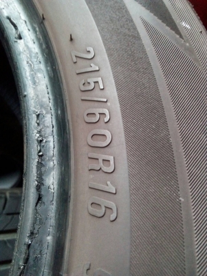215/60R16 MAXXIS WALTZ NS800 ปี15 ปีใหม่ๆ ชุด 4 เส้น โทร.081-427-3941 215/60R16 MAXXIS WALTZ NS800 ปี15 ปีใหม่ๆ ชุด 4 เส้น โทร.081-427-3941