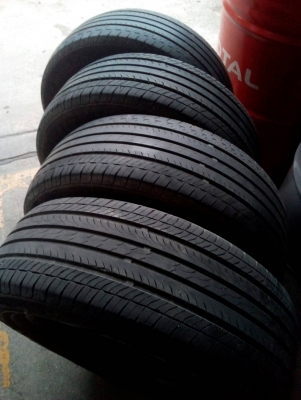 215/60R16 MAXXIS WALTZ NS800 ปี15 ปีใหม่ๆ ชุด 4 เส้น โทร.081-427-3941