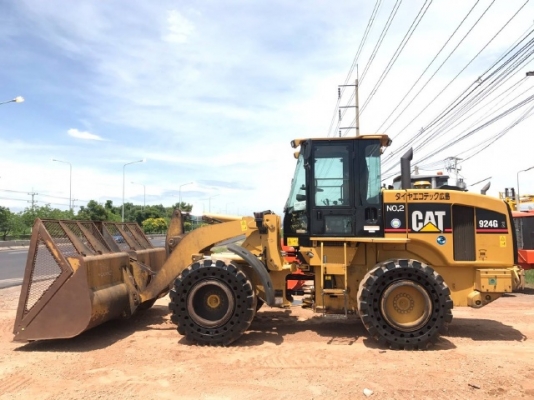 ขายรถตักล้อยาง CAT 924G ปี 2008 (ขนาดเท่า WA270-6) รถนอกนำเข้าเองจากญี่ปุ่น สภาพสวยพร้อมใช้ มีVDOการทำงานครับ
