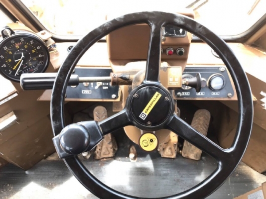 ขายรถตักล้อยาง CAT 916 รถนอกนำเข้าจากญี่ปุ่น สภาพสวยพร้อมใช้ มีVDOการทำงานครับ