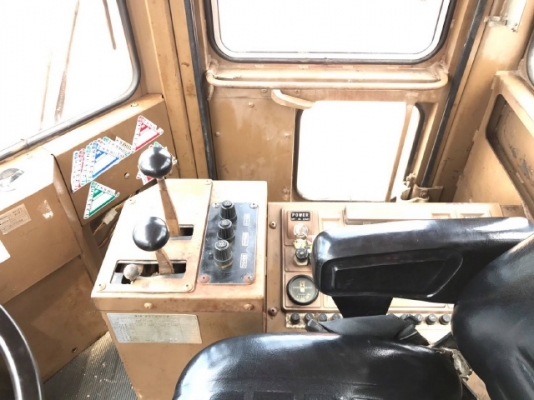 ขายรถตักล้อยาง CAT 916 รถนอกนำเข้าจากญี่ปุ่น สภาพสวยพร้อมใช้ มีVDOการทำงานครับ