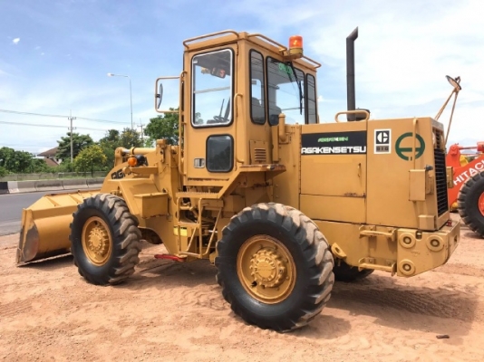 ขายรถตักล้อยาง CAT 916 รถนอกนำเข้าจากญี่ปุ่น สภาพสวยพร้อมใช้ มีVDOการทำงานครับ