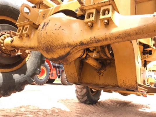 ขายรถตักล้อยาง CAT 916 รถนอกนำเข้าจากญี่ปุ่น สภาพสวยพร้อมใช้ มีVDOการทำงานครับ