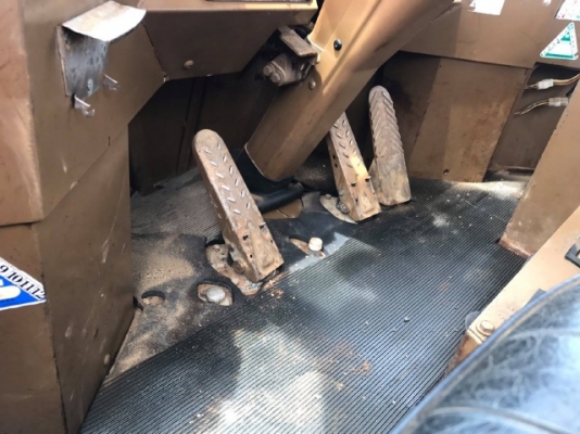 ขายรถตักล้อยาง CAT 916 รถนอกนำเข้าจากญี่ปุ่น สภาพสวยพร้อมใช้ มีVDOการทำงานครับ