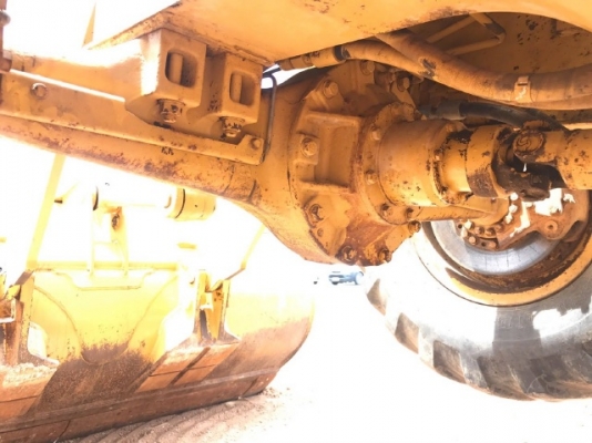 ขายรถตักล้อยาง CAT 916 รถนอกนำเข้าจากญี่ปุ่น สภาพสวยพร้อมใช้ มีVDOการทำงานครับ