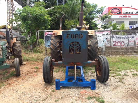 ขายด่วน !! FORD 6600 ใบดัน เสื้อลาย มีเล่มพร้อมโอน ขายด่วน !! FORD 6600 ใบดัน เสื้อลาย มีเล่มพร้อมโอน