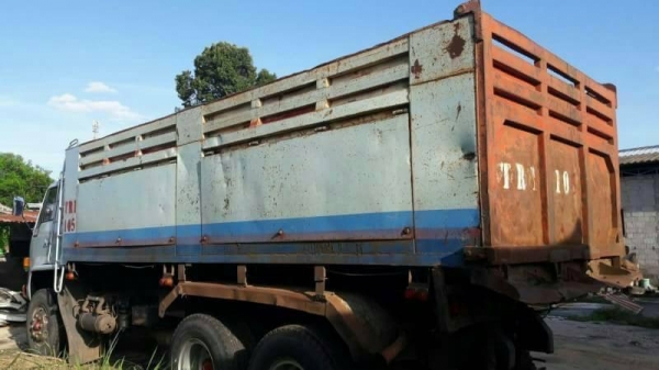 ขาย950,000(แม่ดั้ม-ลูกดั้ม  )ISUZU ROCKY (นางฟ้า) FXZ23NFPR เครื่อง 6SD1-Turbo InterColer 320 แรง หัวบาง ยางดี คัสชีสวย เอกสารเล่มทะเบียน  รถอยู่ จ.อุบล  090-772-3710 090-772-3708