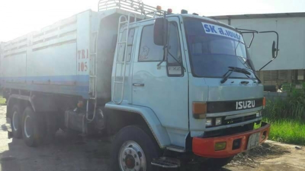 ขาย950,000(แม่ดั้ม-ลูกดั้ม  )ISUZU ROCKY (นางฟ้า) FXZ23NFPR เครื่อง 6SD1-Turbo InterColer 320 แรง หัวบาง ยางดี คัสชีสวย เอกสารเล่มทะเบียน  รถอยู่ จ.อุบล  090-772-3710 090-772-3708