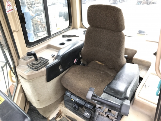 CAT D6M-XL ใบมีด 6 ทิศทาง ใช้งานแค่ 6 พันชั่วโมง นำเข้าจากญี่ปุ่น รถสวยมากครับ CAT D6M-XL ใบมีด 6 ทิศทาง ใช้งานแค่ 6 พันชั่วโมง นำเข้าจากญี่ปุ่น รถสวยมากครับ