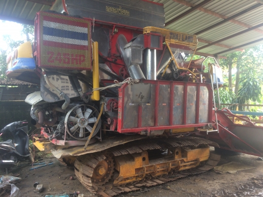 ขอคนที่พร้อมจบ ขายจ้าวช้างไวไฟ ปี 51 (ออกมาตั้งแต่ป้ายแดง) ราคา 760,000 ด่วน  ▪️เครื่อง 6D-17 245 hp. ปั้ม 23 มอเตอร์ ไดกิน 23 ▪️โซ่ โรลเลอร์ เสตอร์ ล้อนำใหม่หมดเพิ่งเปลี่ยนมาตอนนาปี 59  ▪️ใบแทร็คพอใช้ มีบาง มีงอบ้าง ▪️รถเกี่ยวแค่นาปี อย่างเดียว ▪️โครงสร้