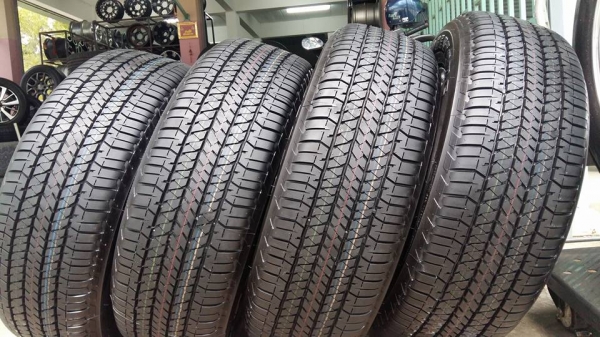 ขายล้อแม็กป้ายแดง mu-x 18" พร้อมยางปี17สนใจติดต่อร้าน ก.เจริญการยางครับ 081-3747940