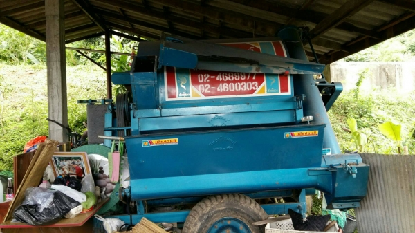 ขาคเครื่องนวดข้าว ติดรถไถไทเส็งยันต์จ้มโบ5500