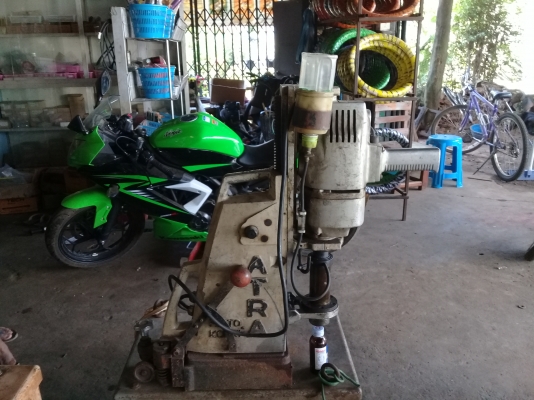 ขาย สว่านแม่เหล็ก ATRA JAPAN  แท้ๆ BIGๆๆๆ  50มิล มีล้อ ไฟบ้านเรา220V 1 เฟด       ขายราคา  35000 บาท