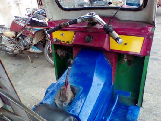 รถตุ๊กๆ รถตุ๊กๆ