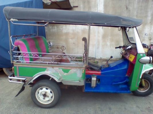 รถตุ๊กๆ