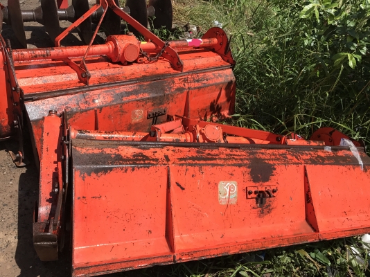 ขายโลตราช้างrx163 มี2ตัว สีเดิม พ้อมใช้ครับ