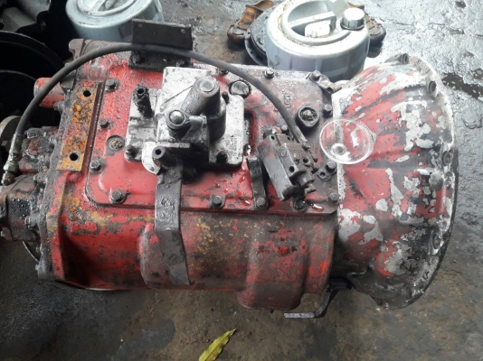 เกียร์อีตัน 12รอบครึ่งออกรอบ/รอบ สภาพสวยพร้อมใช้งาน