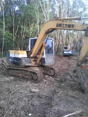 KOMATSU PC 60-6 KOMATSU PC 60-6