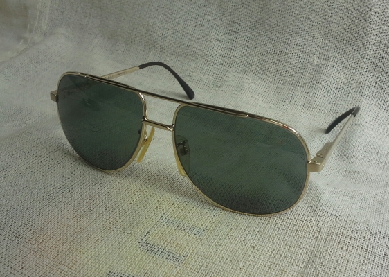 แว่นตาโคตรฝีมืออิตาเลียน ยุค &#039;80s โมเดลสุดหล่อ &#039;สี่เหลี่ยม - นักบิน&#039; Vintage SAFILO E