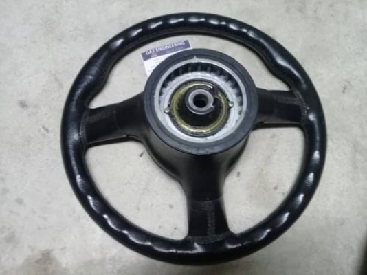 พวงมาลัย bmw e30 M เปาใหญ่