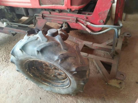 ขายรถไถยันม่ารุ่น F28 EX  ไมค์ 710 ชม. 0857389138